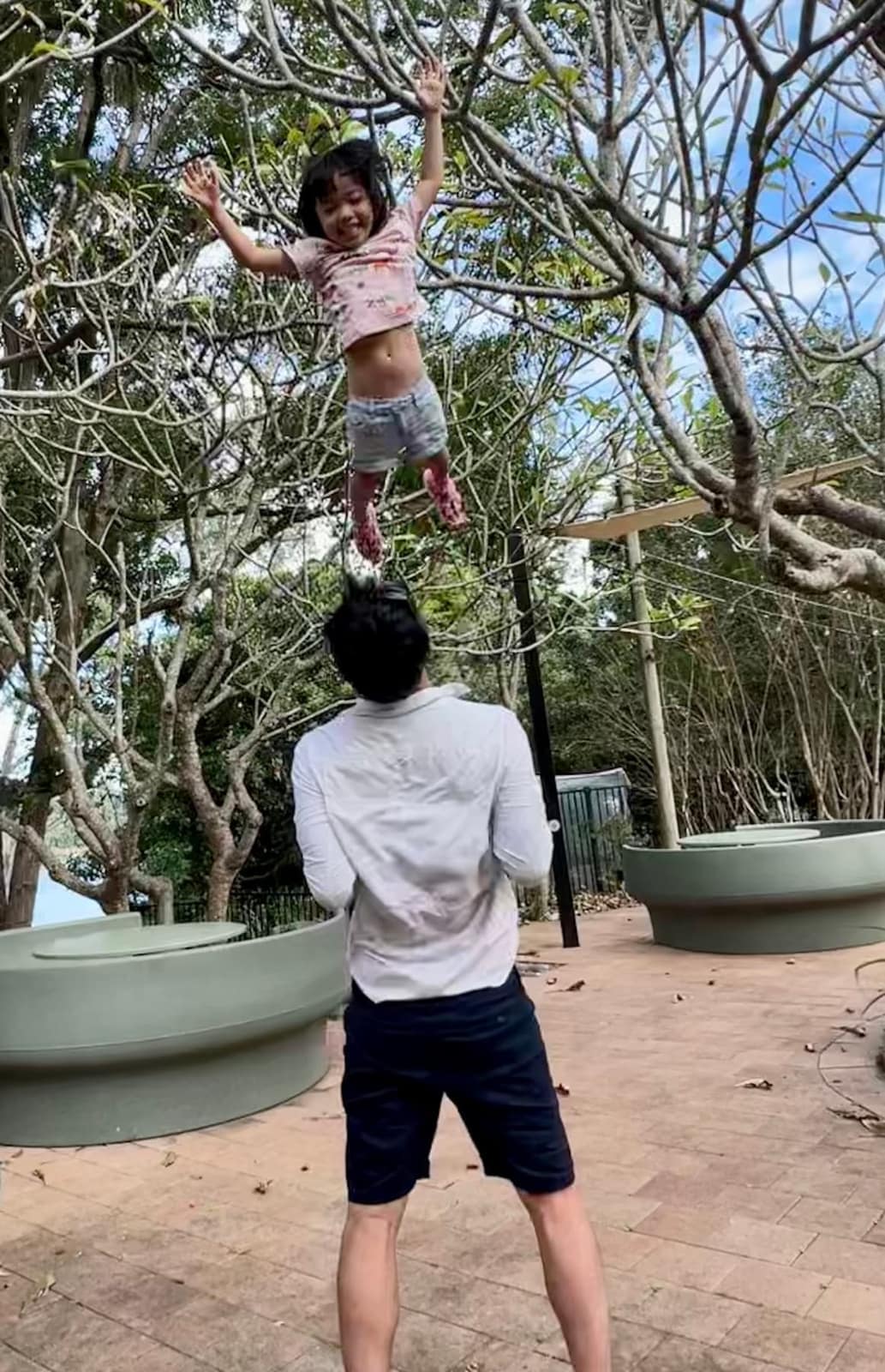 Candid family moment in Brisbane