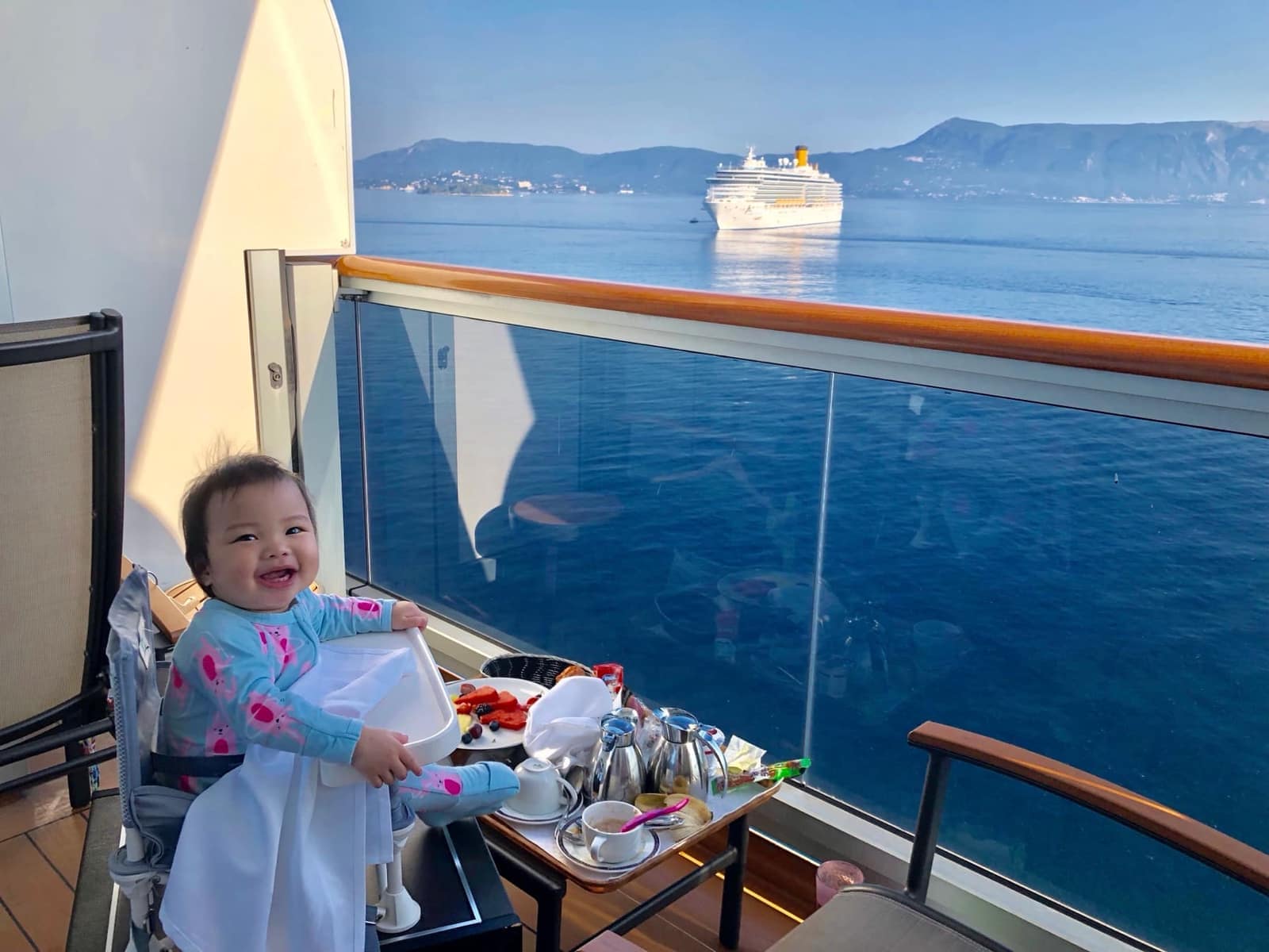 Daily breakfast outside.