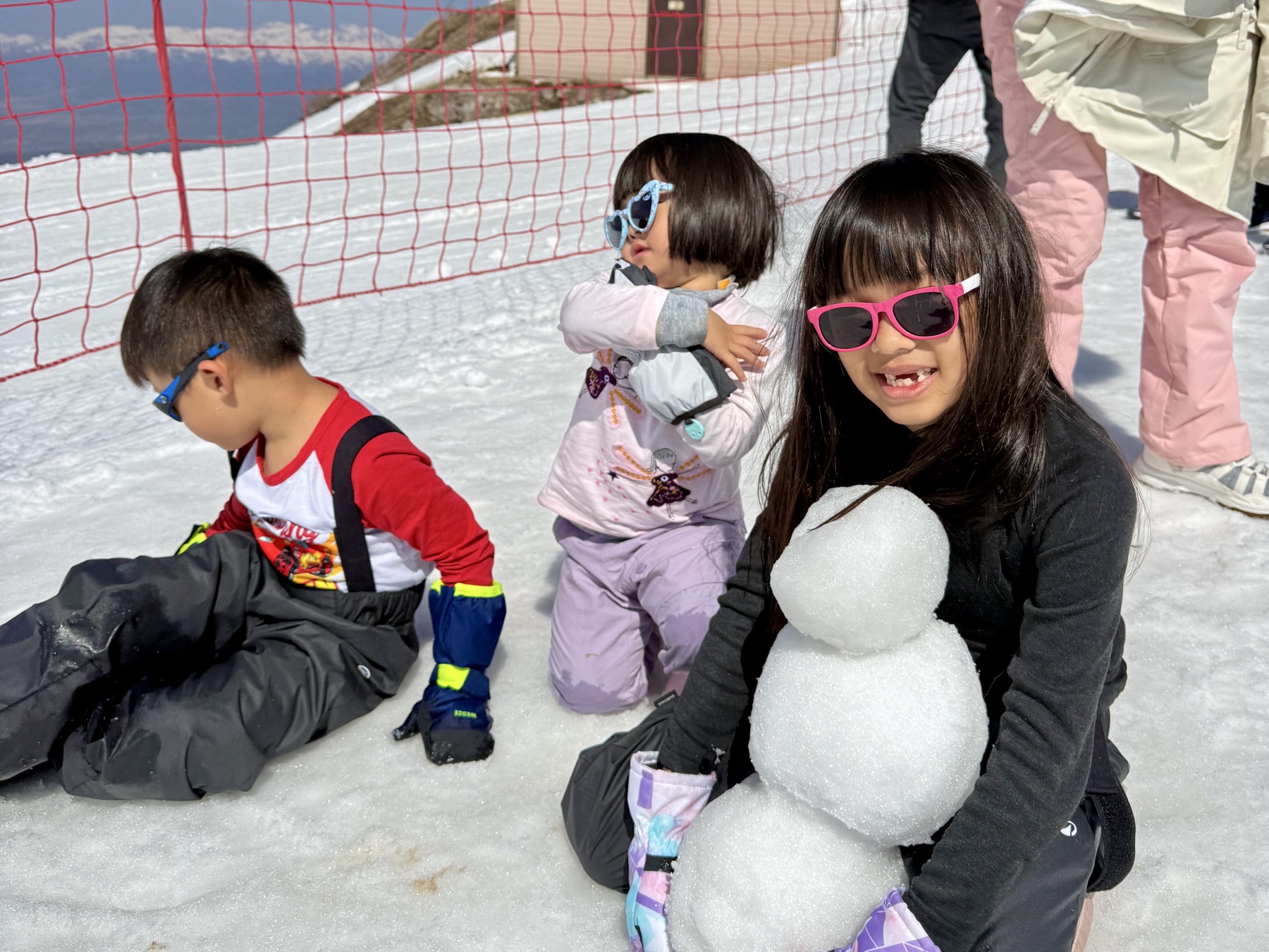 Children playing in the snow at Amirsoy